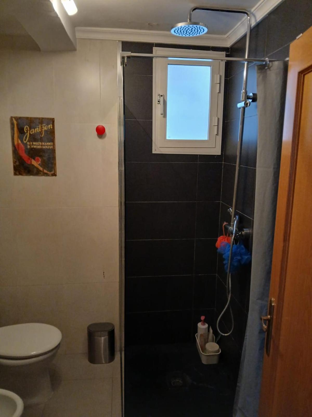 Piso Para 4 Con 2 Parking En Casco Historico De Zaragoza 2 Noches Minimo Esterno foto