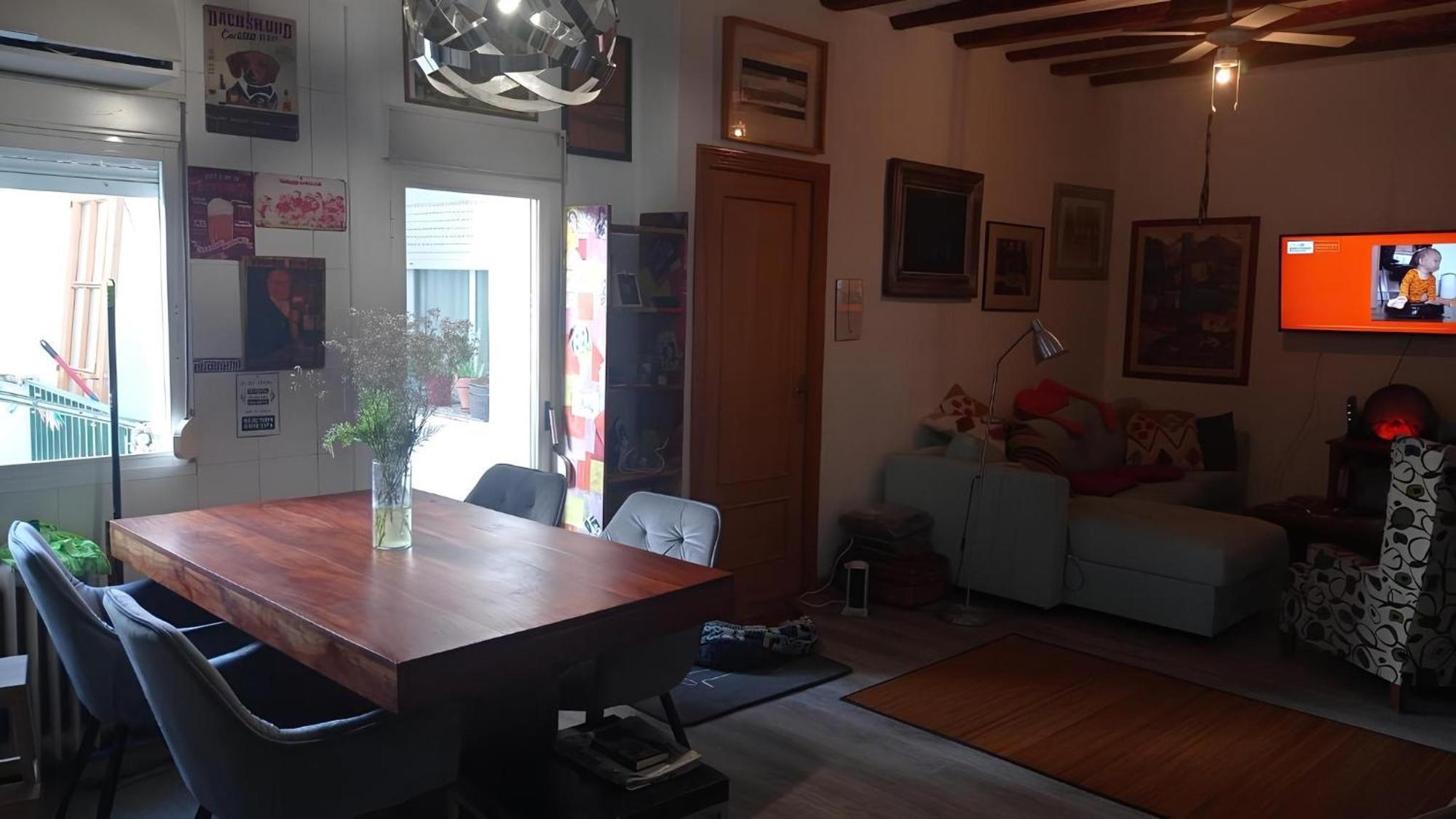 Piso Para 4 Con 2 Parking En Casco Historico De Zaragoza 2 Noches Minimo Esterno foto